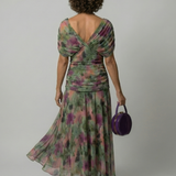 Casimira™ | Vestido midi de ombros descobertos com decote drapeado