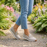 Solidónia™ | Mocassim desportivo com fivela dourada