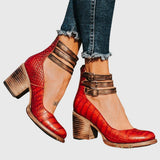 Casilda™ | Botim Vintage de Salto Grosso com Fivelas