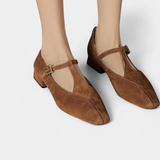 Elly™ | Sapatos de salto baixo com tira e fivela